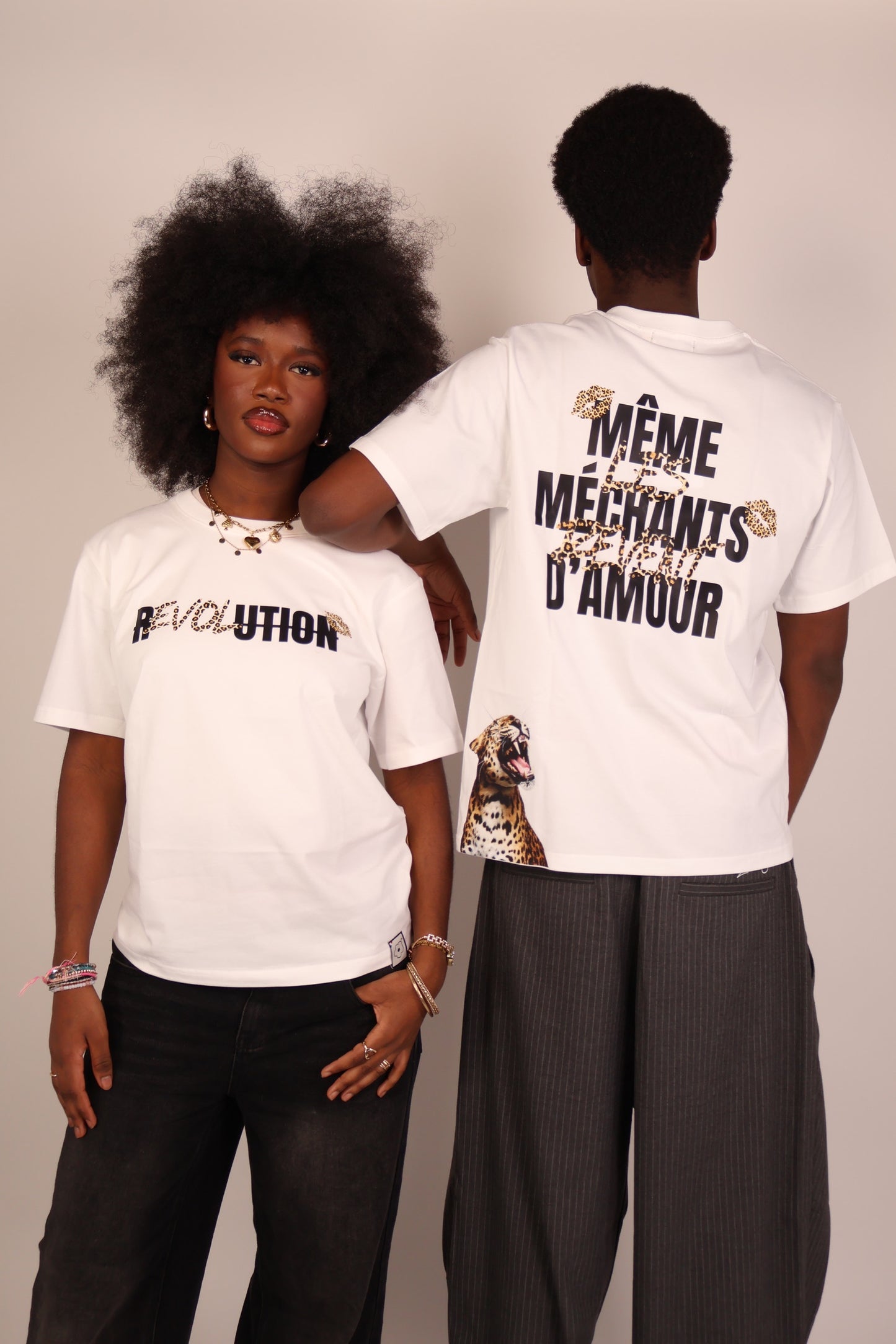t-shirt original Même les méchants rêvent d'amour blanc