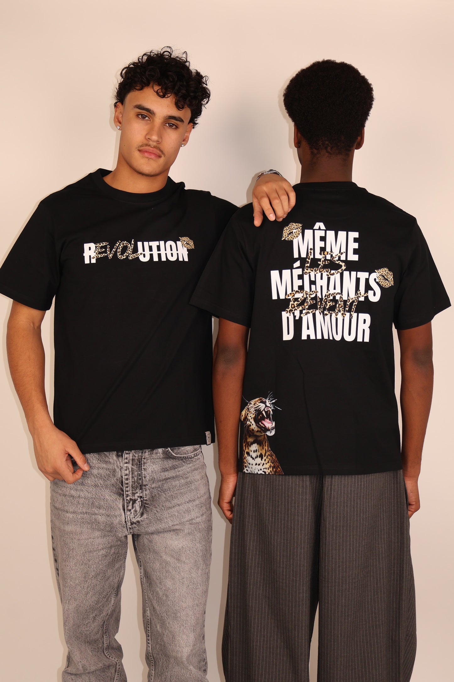 t-shirt original Même les méchants rêvent d'amour