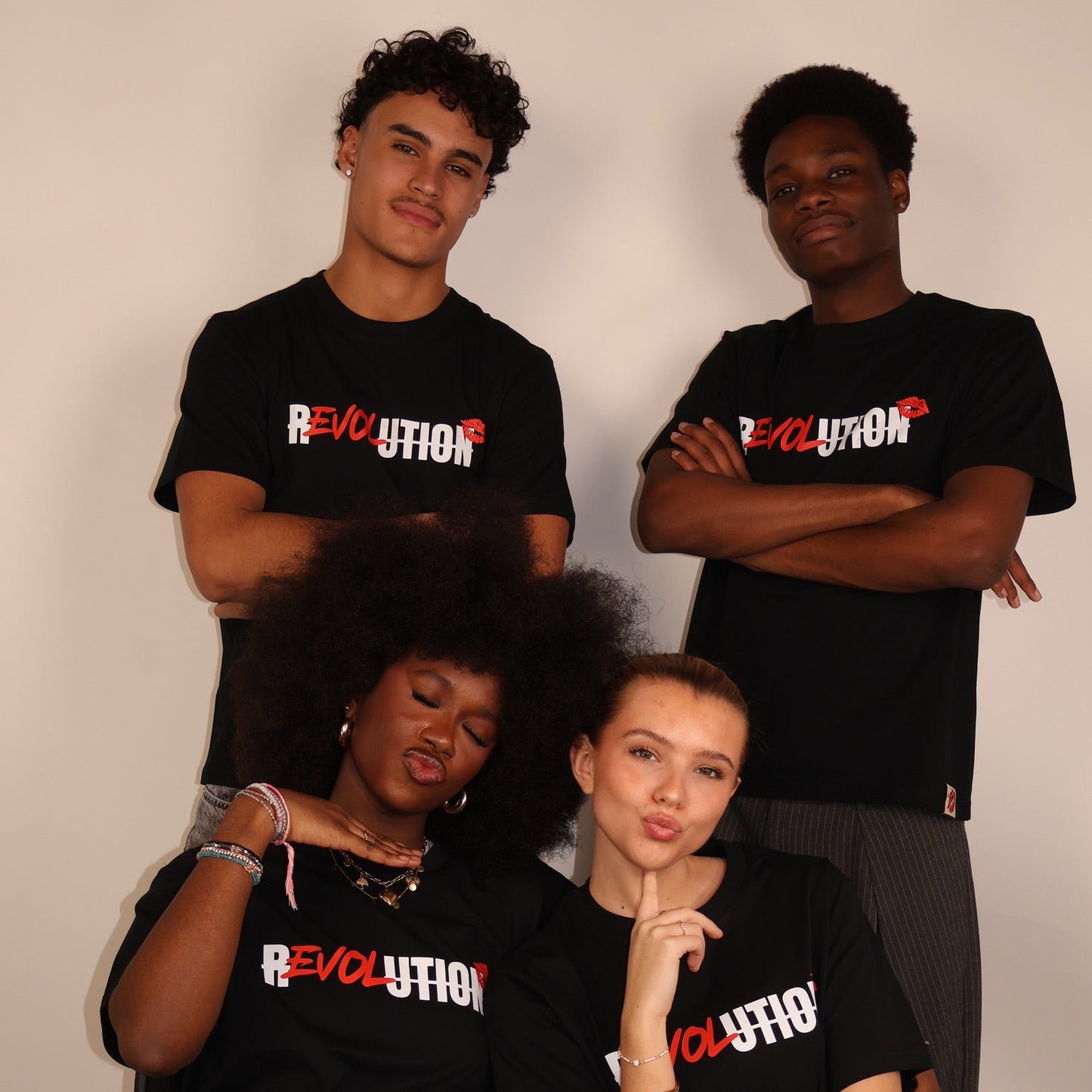 t-shirt original Même les méchants rêvent d'amour